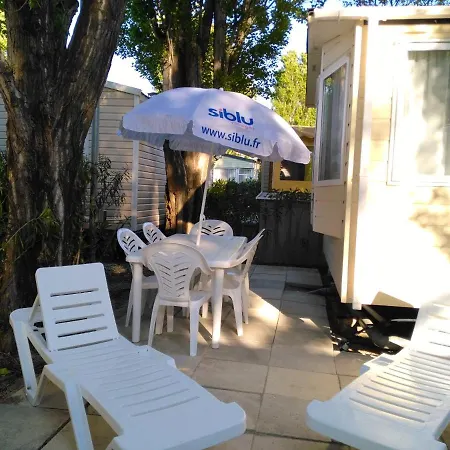 Bungalow De 2 Chambres A Avec Piscine Partagee Et Terrasse Amenagee A 6 Km De La Plage